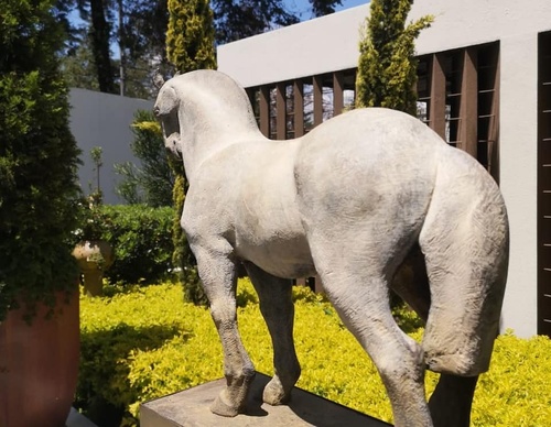Gallery of Sculpture by Max Leiva-Guatemala
