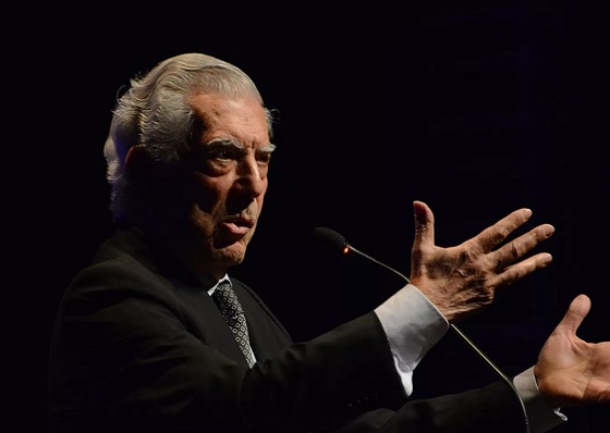 Obras de Vargas Llosa declaradas Patrimonio peruano "retratan la idiosincrasia de todo un pueblo"