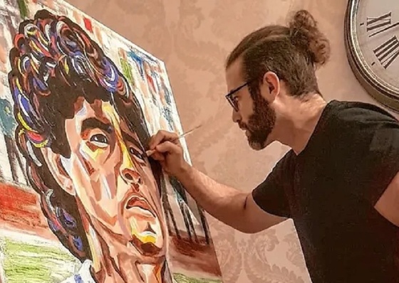 Futbolista argentino que hace bellos dibujos