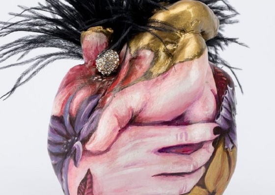 Muestra de arte uno de los 100 corazones