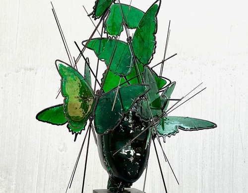 sulpture by manolo valdes spain