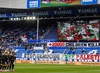 Impactante protesta de la afición del Alavés por Gaza con un cuadro de Pablo Picasso