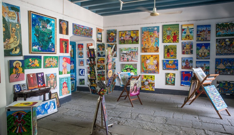 Arte Visual em Cuba: Uma Janela para a Identidade e a Revolução