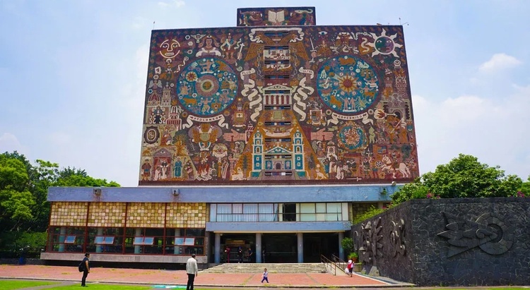 Innovation and Heritage in Latin American Architecture