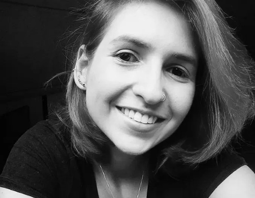 Ana Laura Alvarenga