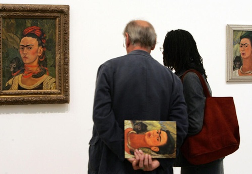 Retrospectiva de Frida Kahlo llega a la Tate Modern con récord de venta de entradas