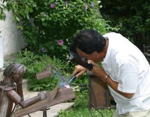 Gallery Of Sculpture By Edgardo Carmona - Colombia