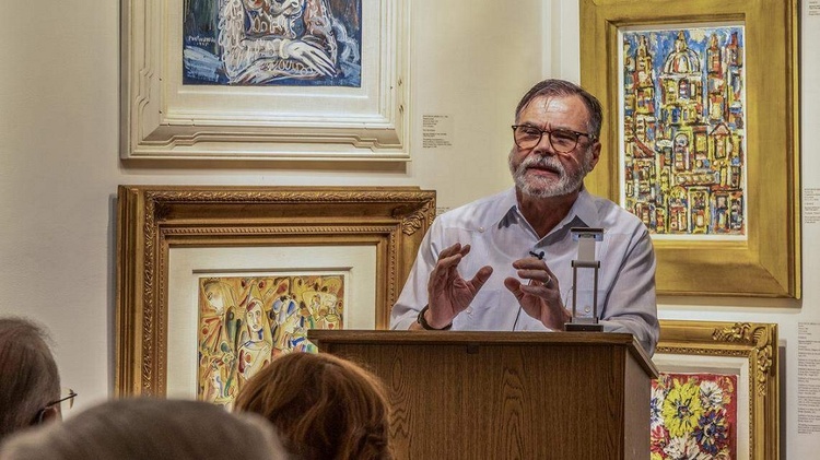 The Cuban Artistic Avant-Garde in Democracy