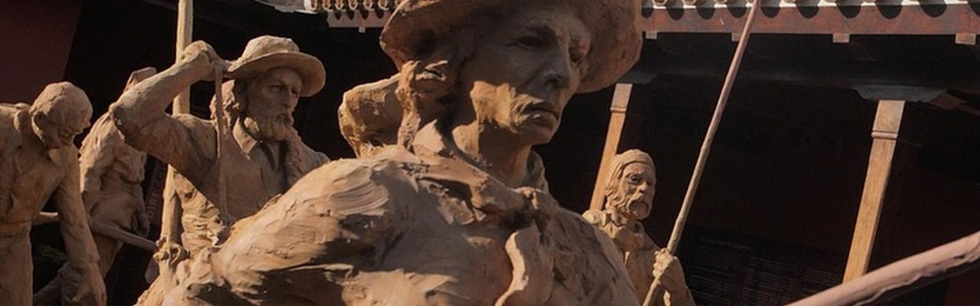 Galeria de Esculturas de Carlos Benavidez - Argentina