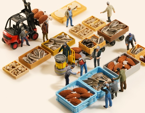 Gallery Of Miniature By Tatsuya Tanaka - Japan