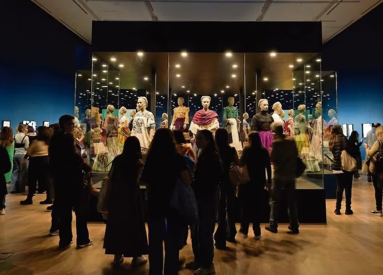 MALBA in Buenos Aires Celebrates 25 Years with Frida Kahlo