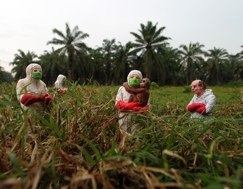 Gallery of Sculpture & Modern art by Isaac Cordal-Spain