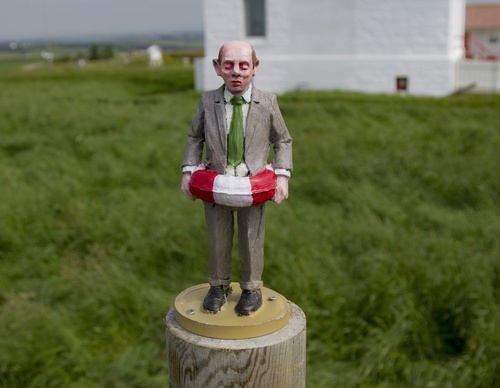 Gallery of Sculpture & Modern art by Isaac Cordal-Spain
