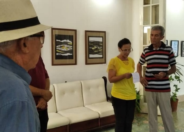 Quiñones Exhibits His Point of View