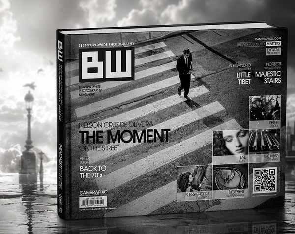 Camerapixo | Black & White Photography | The Moment