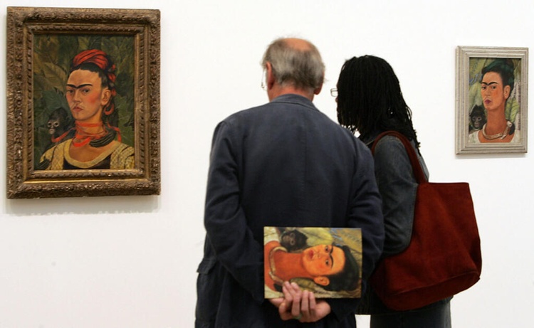 Retrospectiva de Frida Kahlo llega a la Tate Modern con récord de venta de entradas