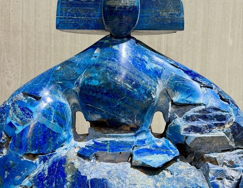 sulpture by manolo valdes spain