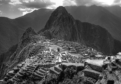 Peru: Indigenism, Photography, and the Memory of the Andes