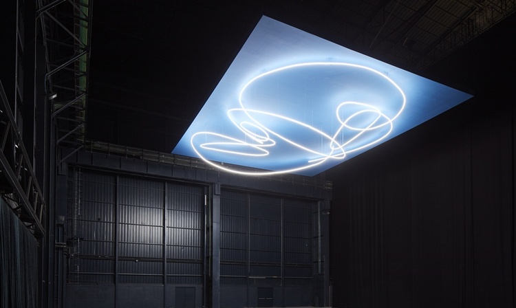 Espacialismo e Luz na Obra de Lucio Fontana