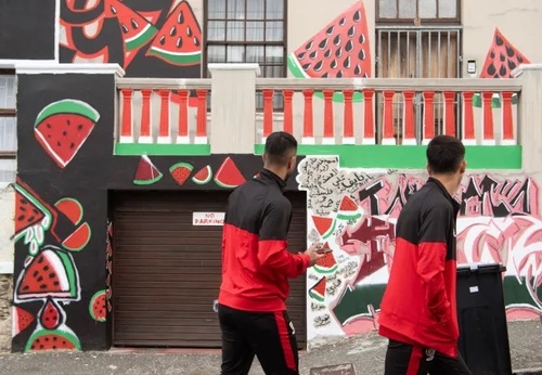 Como a melancia foi de imagem racista a um símbolo da causa palestina