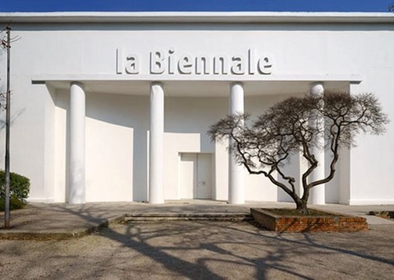 Arte latinoamericano en la Bienal de Venecia 2024