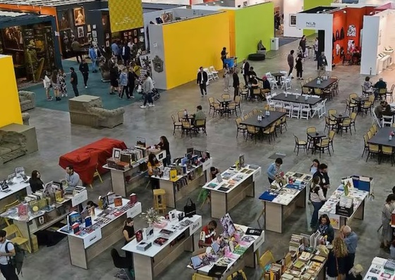 Surrealismo, liberdade e identidade, na Zona Maco
