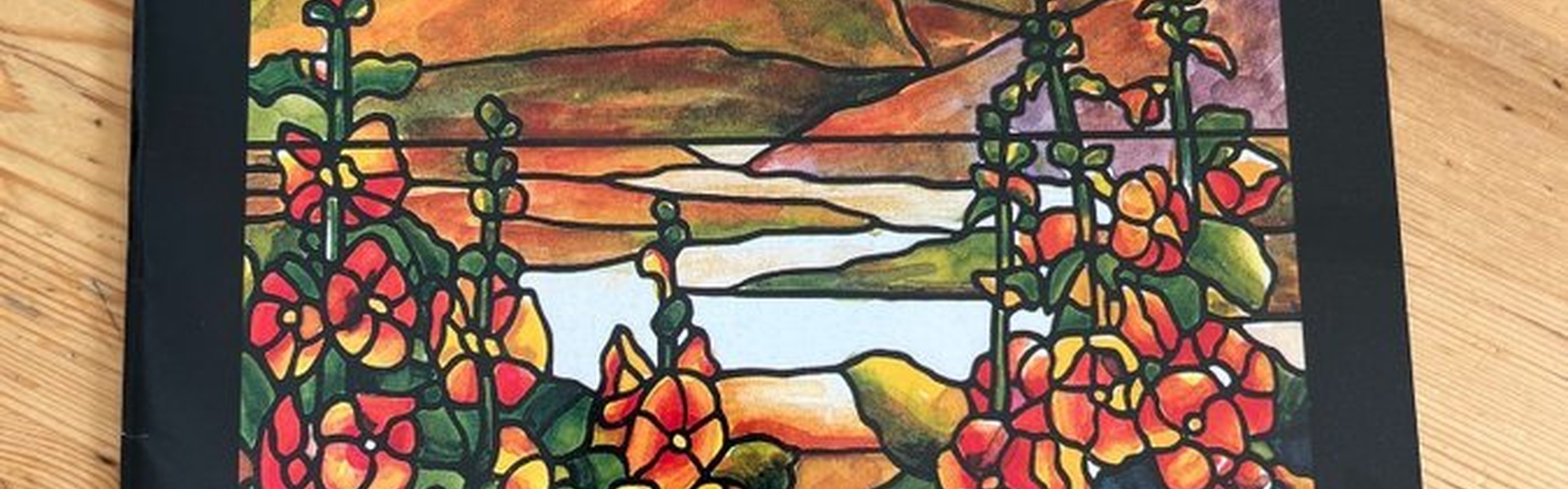 Livro de Colorir de Vitral com Designs Tiffany