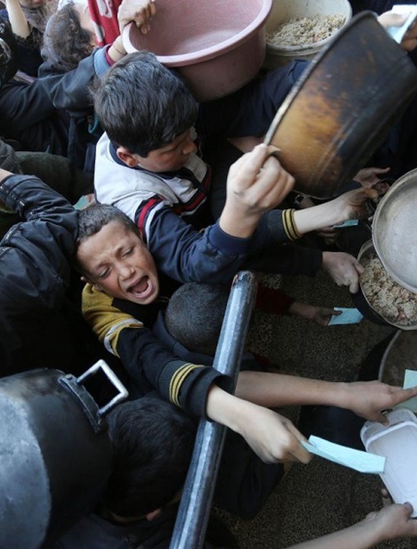 Photos of the Gaza Genocide at the Thyssen Museum to Raise Awareness