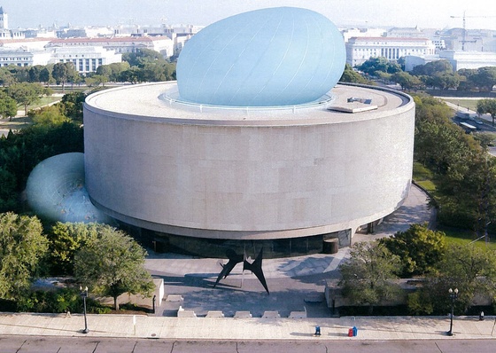 Nuevos discursos curatoriales en América Latina