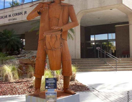 Gallery Of Sculpture By Edgardo Carmona - Colombia