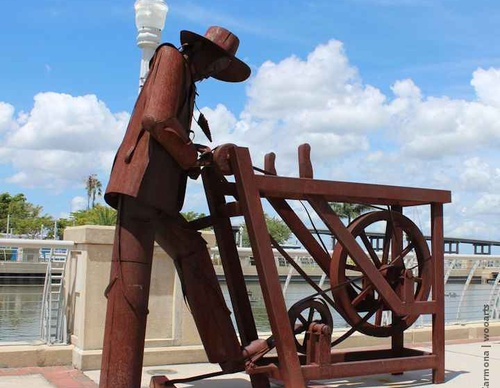 Gallery Of Sculpture By Edgardo Carmona - Colombia