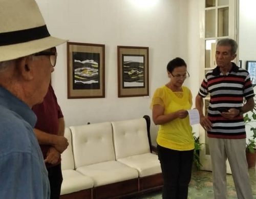 Quiñones Exhibits His Point of View
