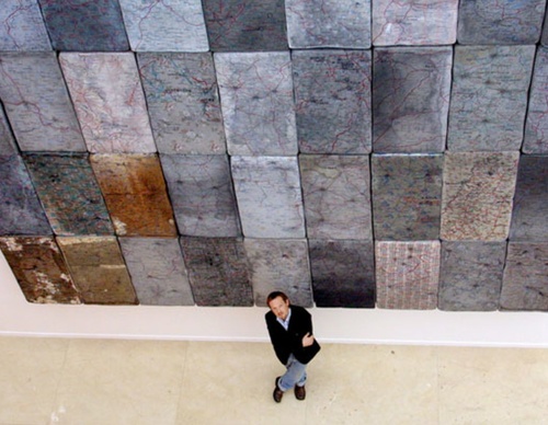 Guillermo Kuitca: The Map as a Psychological Stage