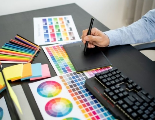 Graphic design as visual language in contemporary culture