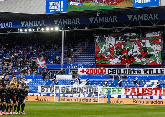 Alavés fans' shocking protest for Gaza with Pablo Picasso painting