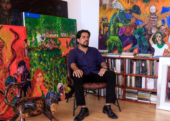 Artista peruano Iván Fernández-Dávila expone en París “Fiesta”