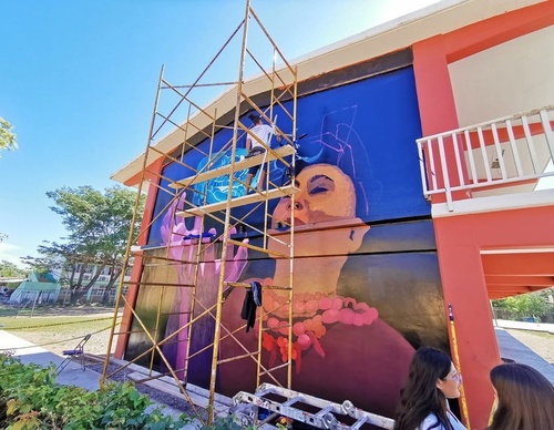 Galería de arte callejero de Adrian Takano - México