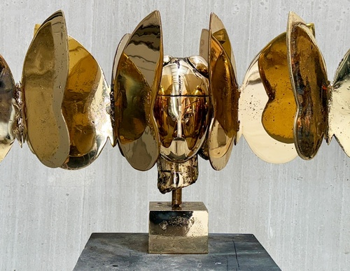 sulpture by manolo valdes spain