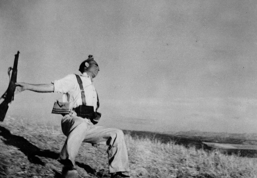 Robert Capa | Fotógrafo Húngaro Radicado en EE. UU.