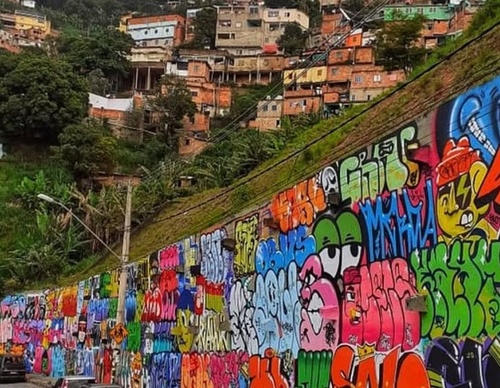 One of the largest graffiti gatherings in Brazil