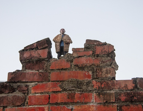 Galeria de Escultura e Arte Moderna de Isaac Cordal-Espanha