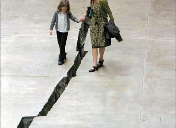 Doris Salcedo