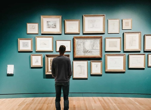 Modern Art in the Face of Technology and Mass Society