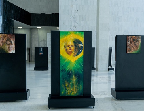 'Pax XXI' Exhibition Celebrates Latin American Art and Expression at Alesp